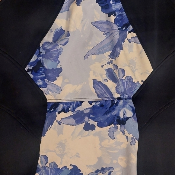 ENFOCUS Petite Navy blue and floral dress - Picture 3 of 8